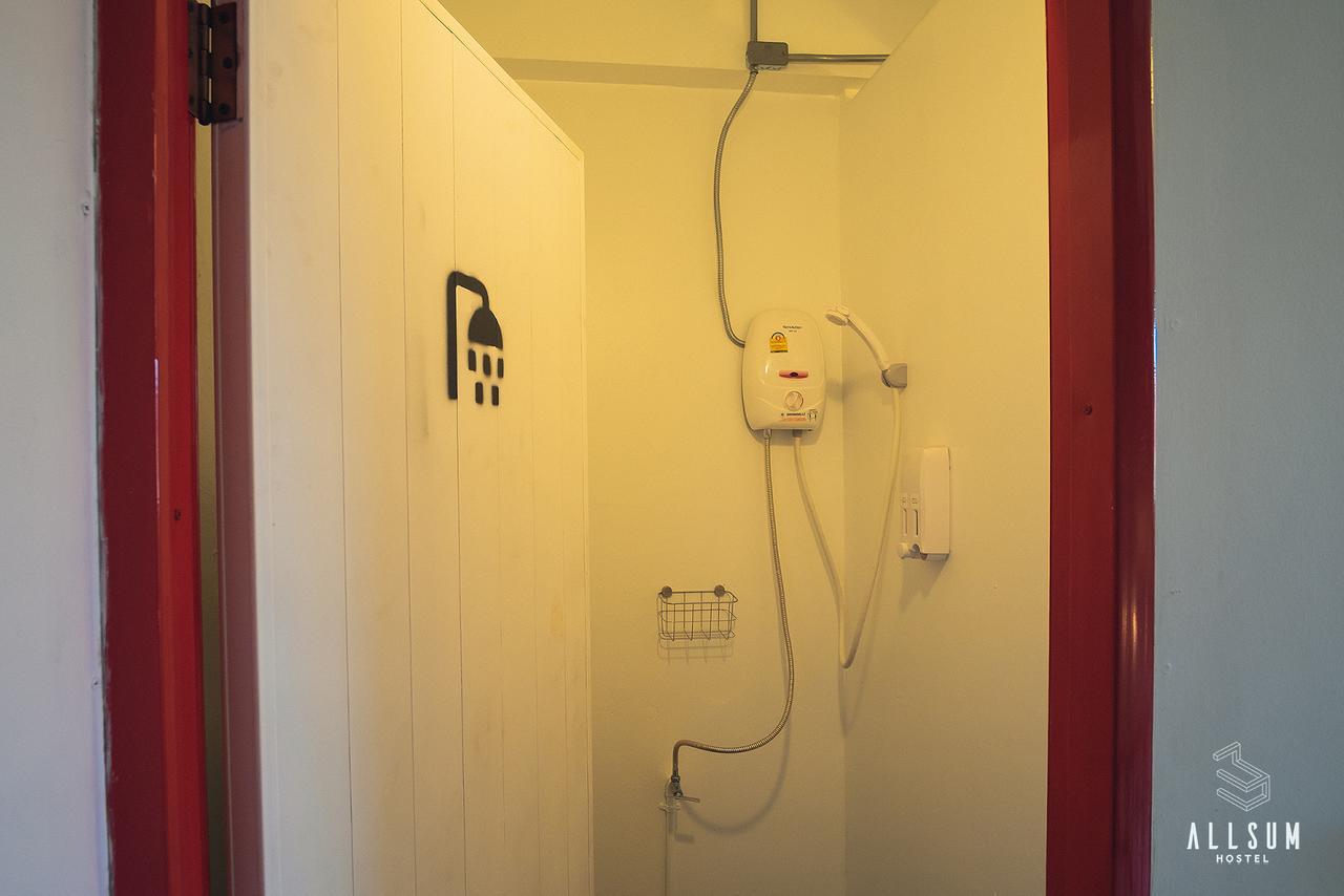 Allsum Hostel Phra Nakhon Si Ayutthaya Buitenkant foto