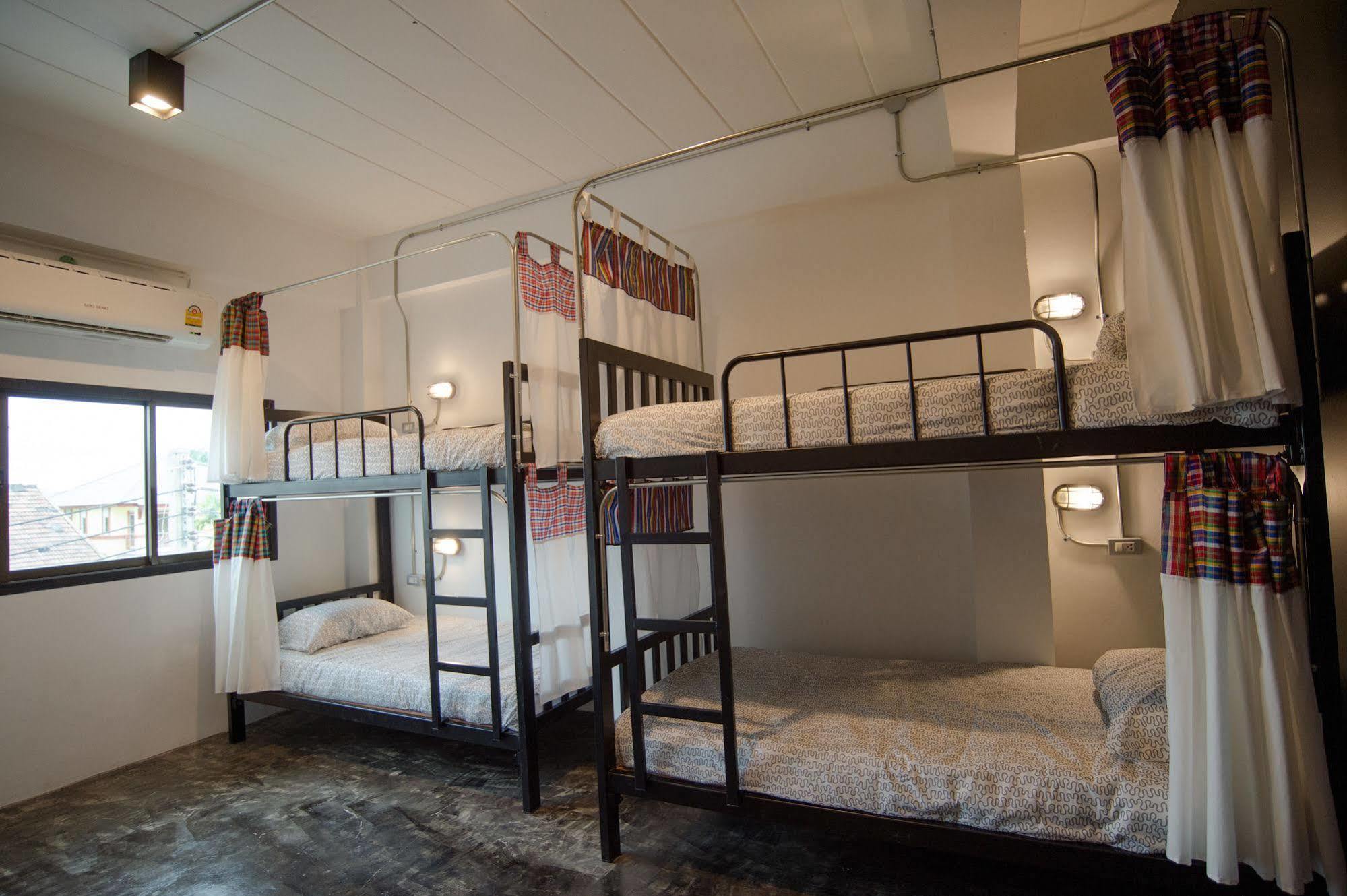 Allsum Hostel Phra Nakhon Si Ayutthaya Buitenkant foto