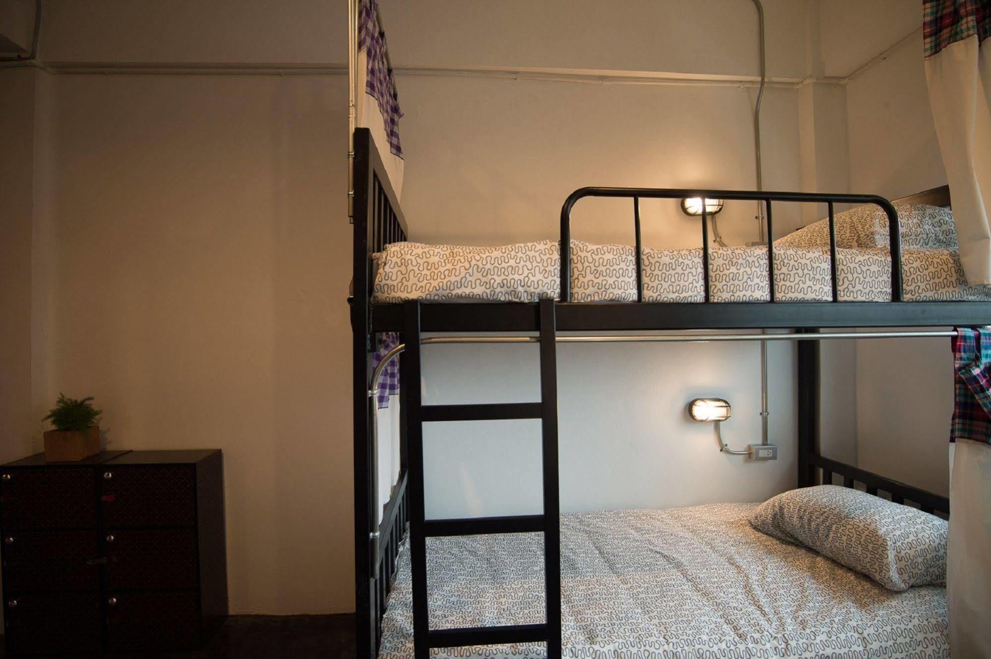Allsum Hostel Phra Nakhon Si Ayutthaya Buitenkant foto